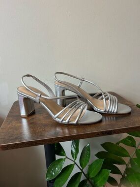 Bella Vita Genuine Leather Silver Metallic Strappy Block Heel Sandals